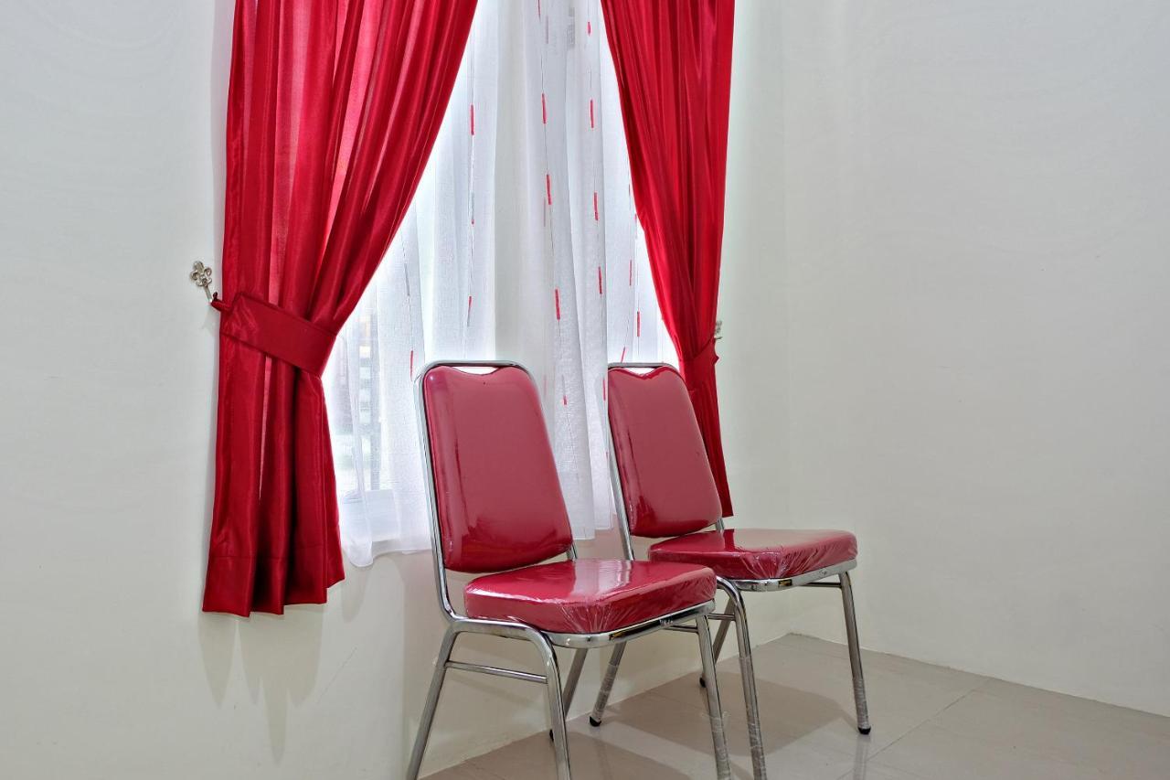 Homestay Danesti Syariah Near Bandara Sultan Hasanuddin Macasar Exterior foto